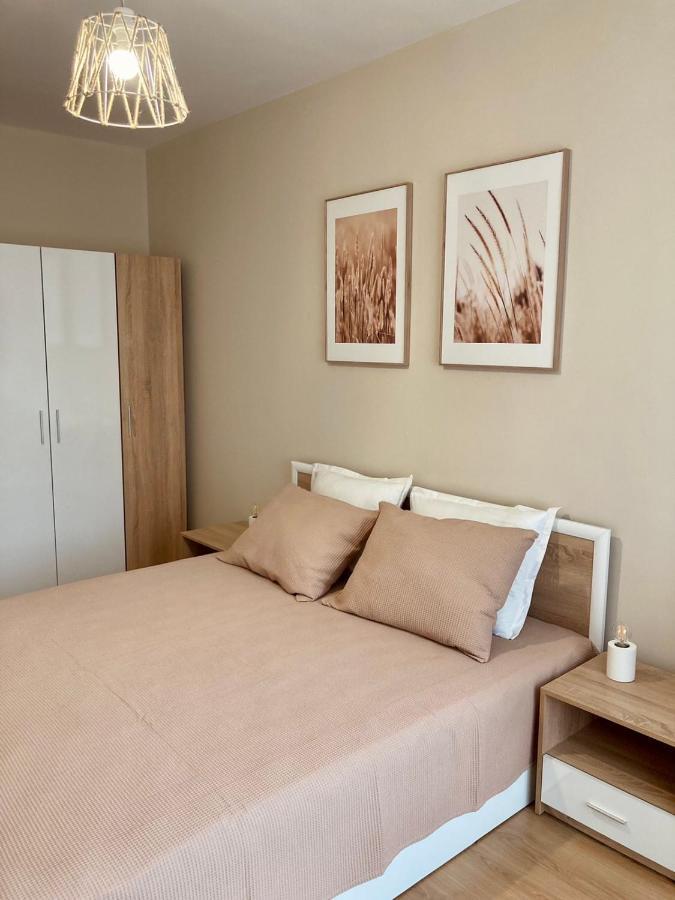 Pearl Apartments Burgas City Eksteriør billede